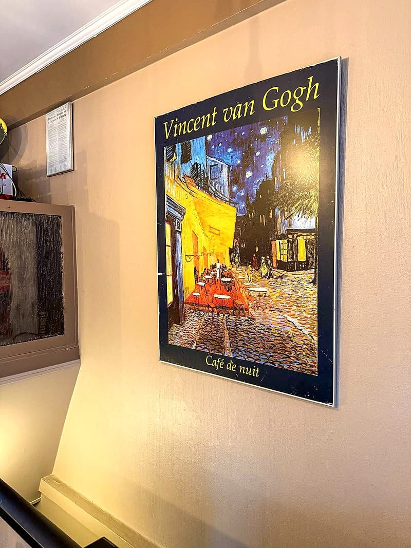 Decoration with a Van Gogh poster